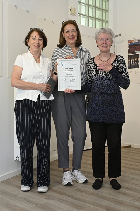 https://www.kinderschutzbund-mainz.de/public/assets/ehrenamtspreis-2024-ngk-(18)_klein_ganz-klein.png